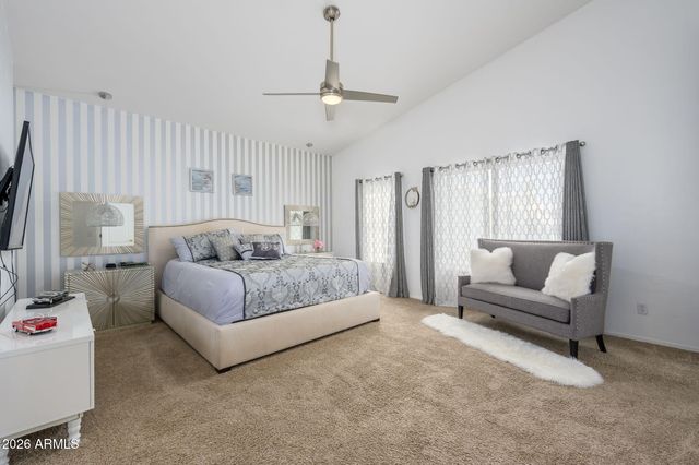 1913 W ASPEN Avenue, Gilbert, AZ 85233