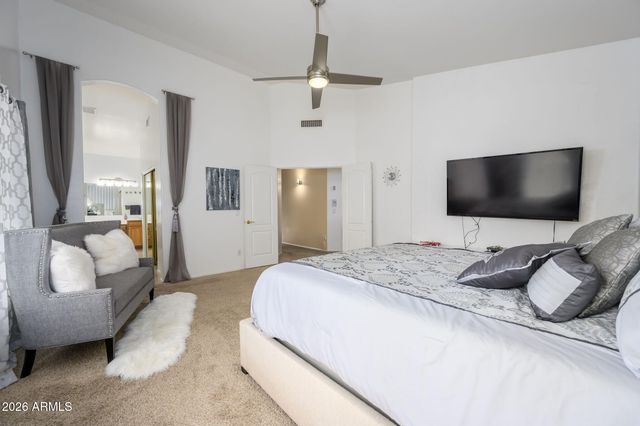 1913 W ASPEN Avenue, Gilbert, AZ 85233