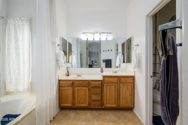 1913 W ASPEN Avenue, Gilbert, AZ 85233