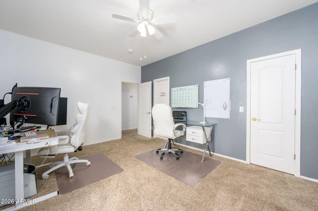 1913 W ASPEN Avenue, Gilbert, AZ 85233