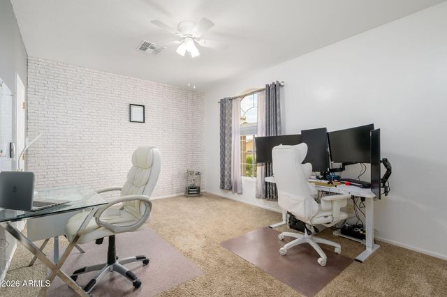 1913 W ASPEN Avenue, Gilbert, AZ 85233