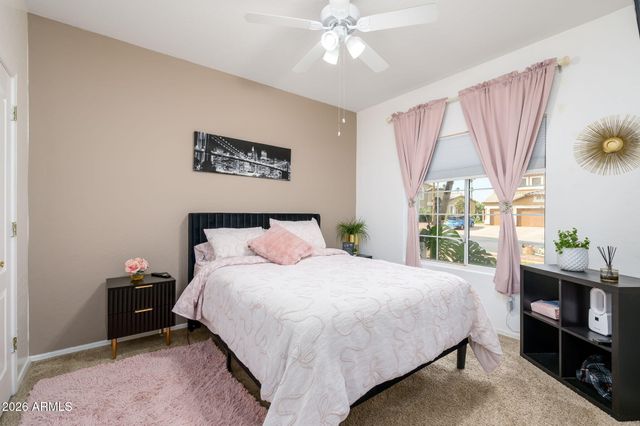 1913 W ASPEN Avenue, Gilbert, AZ 85233