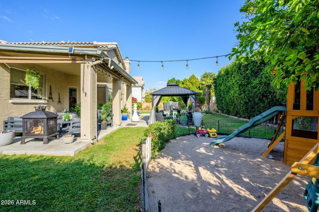 1913 W ASPEN Avenue, Gilbert, AZ 85233