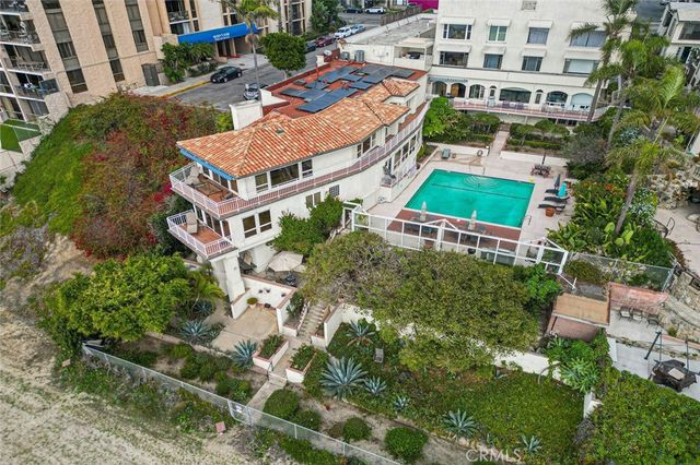 1800 E Ocean, Long Beach, CA 90802