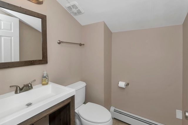 155 Old Farm Rd, Springfield, MA 01119