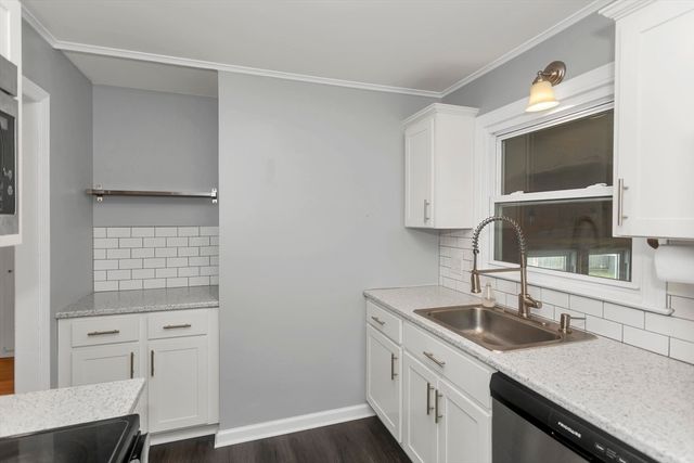155 Old Farm Rd, Springfield, MA 01119