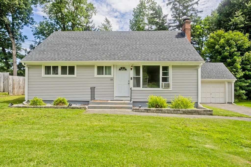 155 Old Farm Rd, Springfield, MA 01119