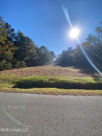 118 Engman Avenue, Bay Saint Louis, MS 39520