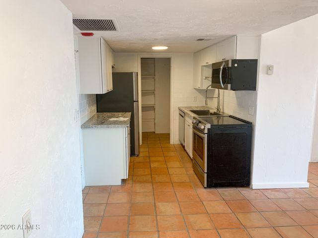 805 N 4TH Avenue N 902, Phoenix, AZ 85003