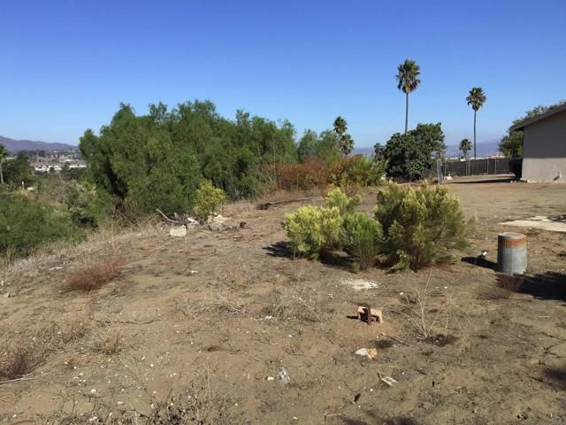 10979 Skywood Drive, El Cajon, CA 92020