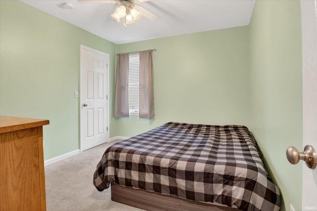 3221 W Wild Cherry Ridge, Mishawaka, IN 46544