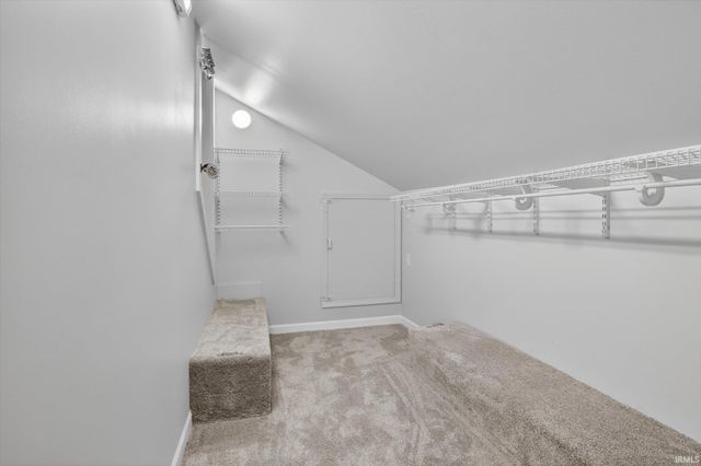 3221 W Wild Cherry Ridge, Mishawaka, IN 46544