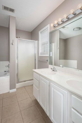 104 Cottage Garden Lane, Midway, KY 40347