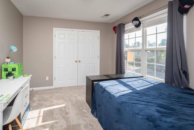 104 Cottage Garden Lane, Midway, KY 40347