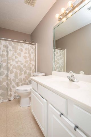 104 Cottage Garden Lane, Midway, KY 40347