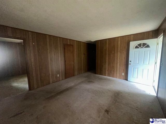 901 Franklin Dr, Pamplico, SC 29583