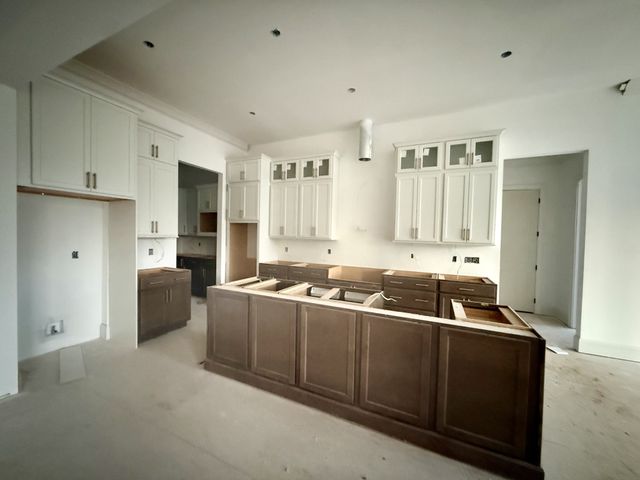 5705 Nola Dr, Arrington, TN 37014