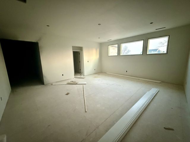 5705 Nola Dr, Arrington, TN 37014