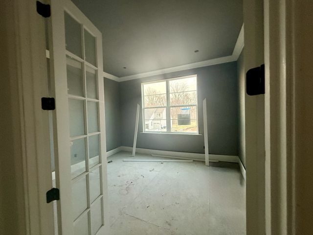 5705 Nola Dr, Arrington, TN 37014