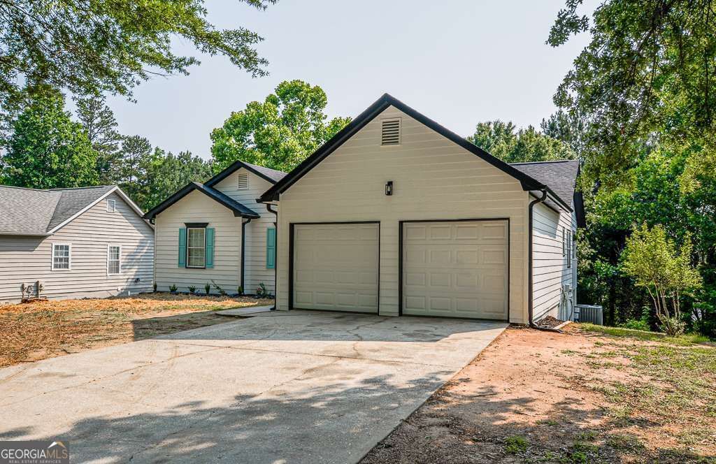 515 ALLENS LANDING Court, Lawrenceville, GA 30045