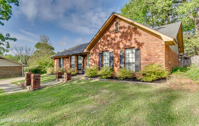 922 S College Street, Brandon, MS 39042