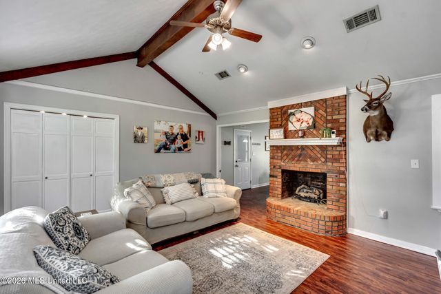 922 S College Street, Brandon, MS 39042