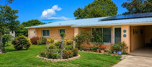 105 WIGGINS Avenue, Avon Park, FL 33825