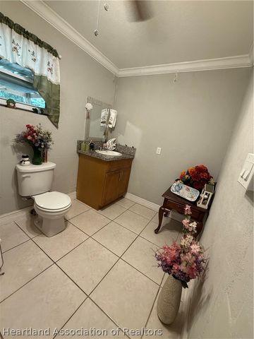 105 WIGGINS Avenue, Avon Park, FL 33825