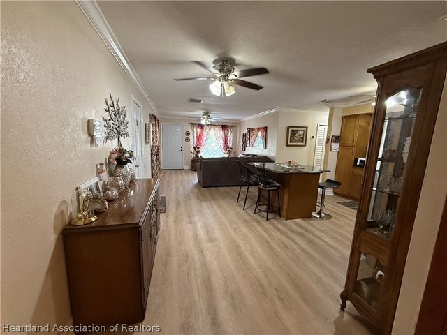 105 WIGGINS Avenue, Avon Park, FL 33825