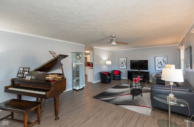 11 Eastern Avenue, Brownsburg, IN 46112