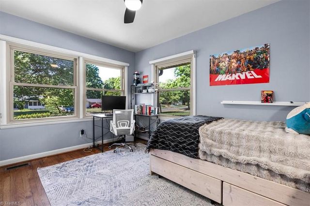 544 Woodvale Drive, Greensboro, NC 27410
