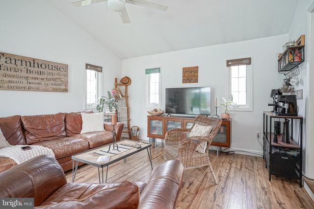 514 BUCKINGHAM DR, Sewell, NJ 08080