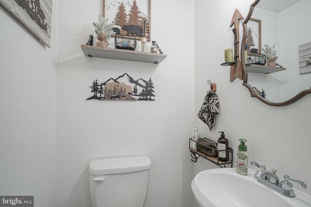 514 BUCKINGHAM DR, Sewell, NJ 08080