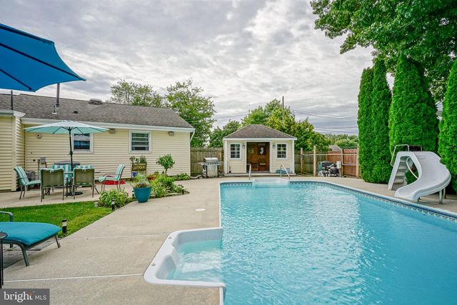 514 BUCKINGHAM DR, Sewell, NJ 08080