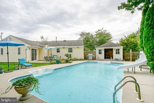 514 BUCKINGHAM DR, Sewell, NJ 08080