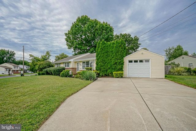 514 BUCKINGHAM DR, Sewell, NJ 08080