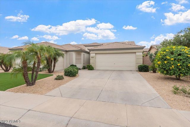 15257 W Hearn Road, Surprise, AZ 85379