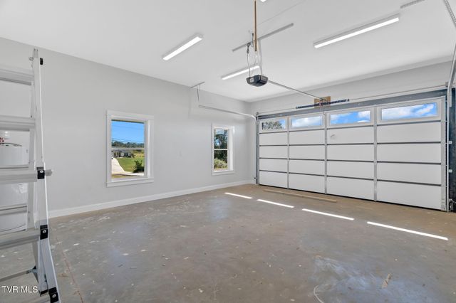 1950 Erwin Highway, Greeneville, TN 37745