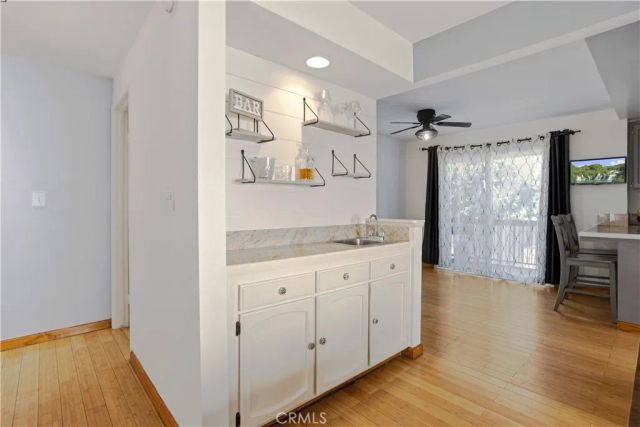 7100 Balboa Boulevard 805, Lake Balboa, CA 91406