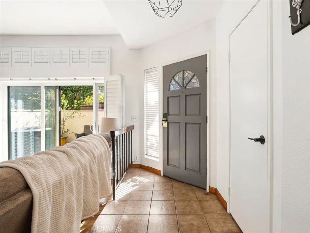 7100 Balboa Boulevard 805, Lake Balboa, CA 91406