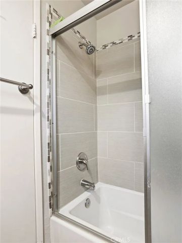 7100 Balboa Boulevard 805, Lake Balboa, CA 91406