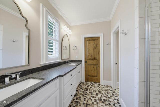 2011 Stone Street, Raleigh, NC 27608