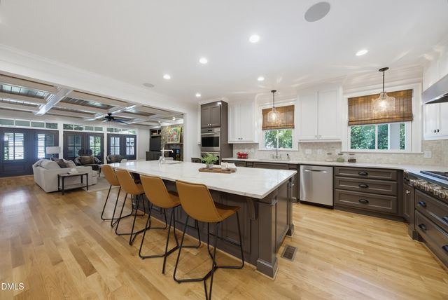 2011 Stone Street, Raleigh, NC 27608