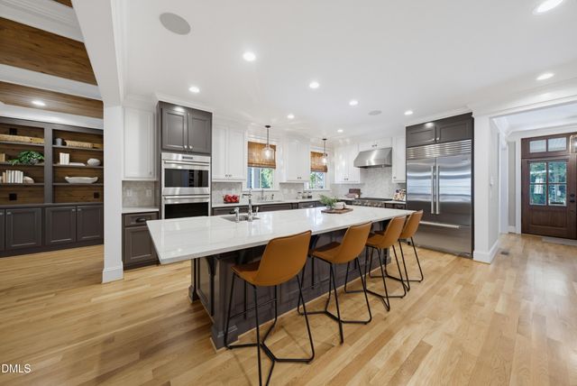 2011 Stone Street, Raleigh, NC 27608