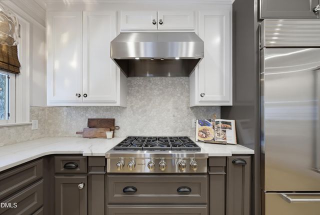 2011 Stone Street, Raleigh, NC 27608