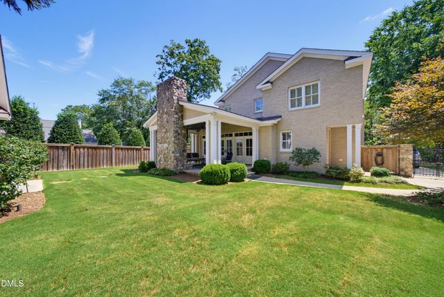 2011 Stone Street, Raleigh, NC 27608