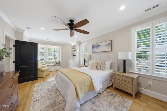 2011 Stone Street, Raleigh, NC 27608