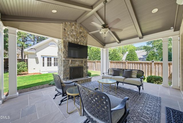 2011 Stone Street, Raleigh, NC 27608
