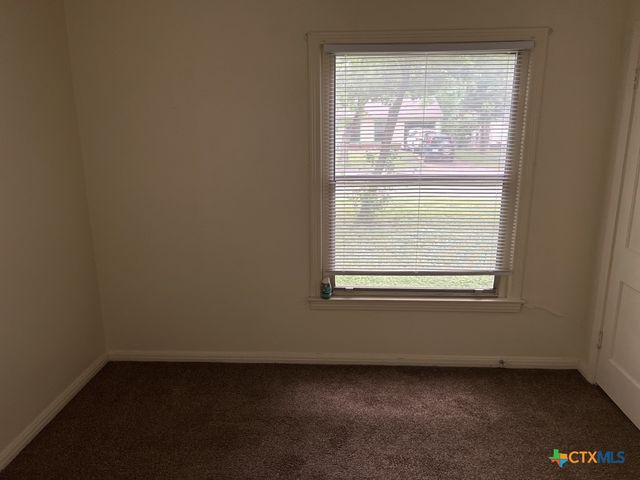 1601 White Avenue, Killeen, TX 76541