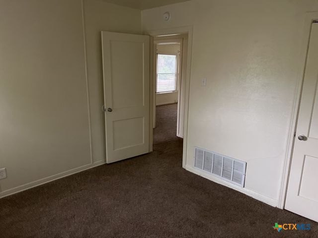 1601 White Avenue, Killeen, TX 76541
